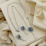 Lovely Floral Pendant Set