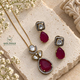 Shiny Moissanite Pendant Set