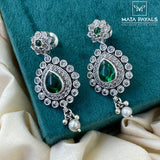 Superlative Green Hanging