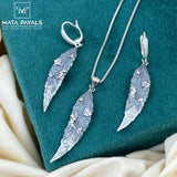 Stylish Leafe Pendant Set