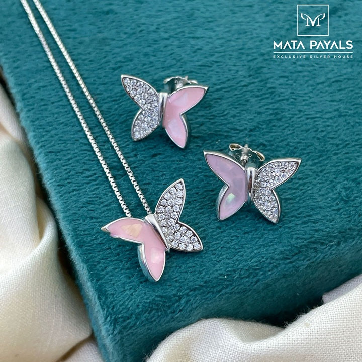 Beautiful Butterfly Pendant Set