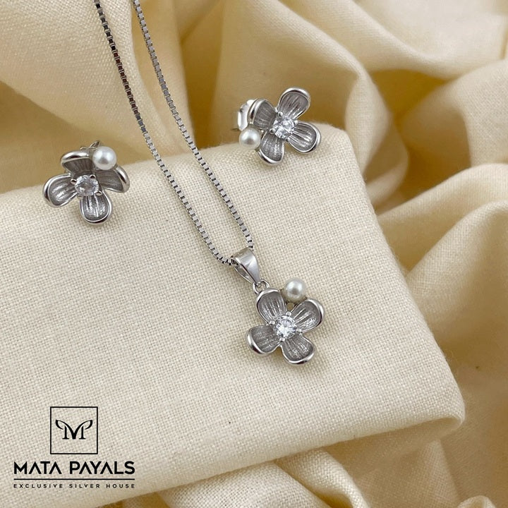 Elegant Rhodium Pendant Set