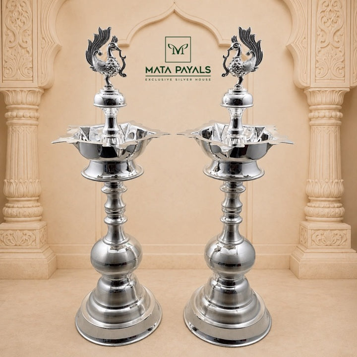 Elegant Plain Deepa