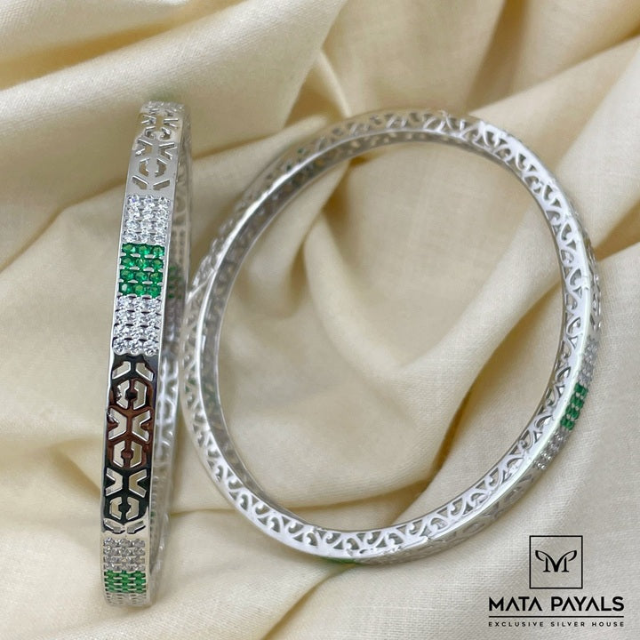 Ethnical Zircon Bangle