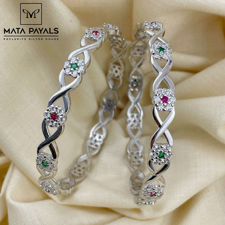 Charming Zircon Bangle