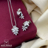 Attractive Zircon Pendant Set
