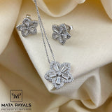 Floral Zircon Pendant Set