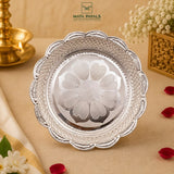 Incredible Aarthi Plate