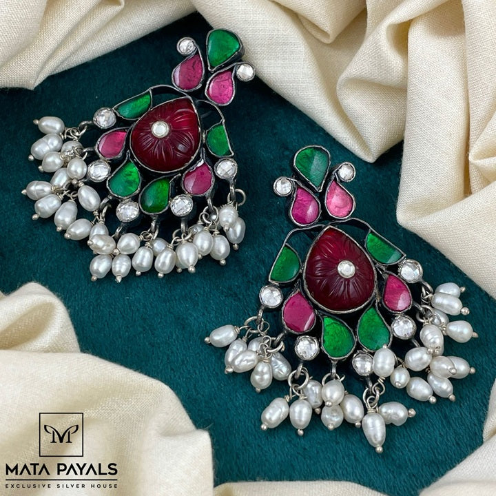 Especial Flower Kundan Chandbali