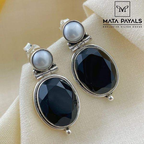 Fancy Black Stone Hanging