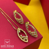 Attractive Design Pendant Set