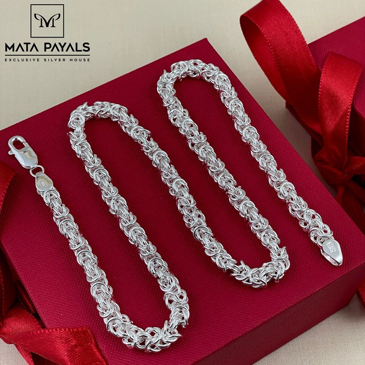 Charming Silver Neckchain