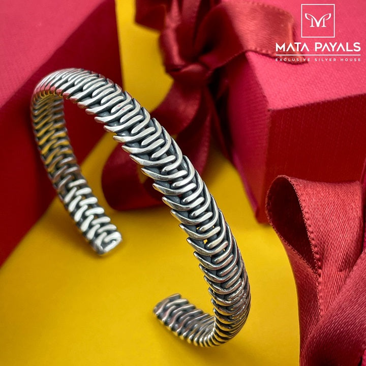 Women's Oxidised Kada