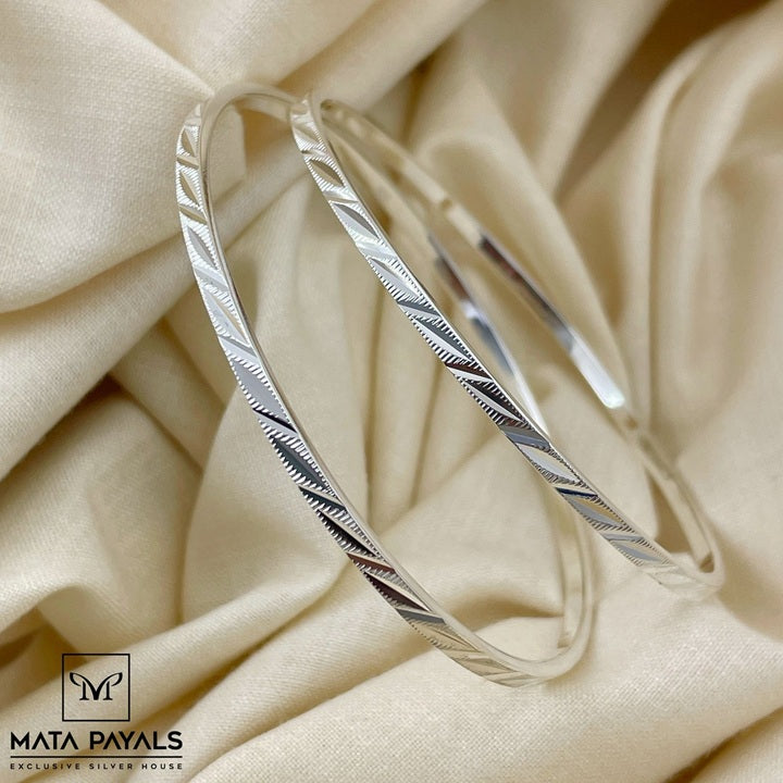 Elegant Plain Bangle