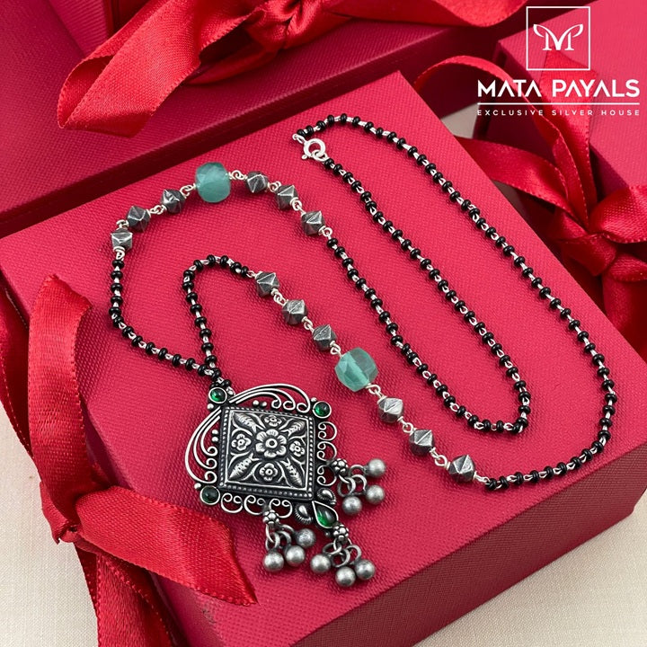 Simple Oxidised Mangalsutra