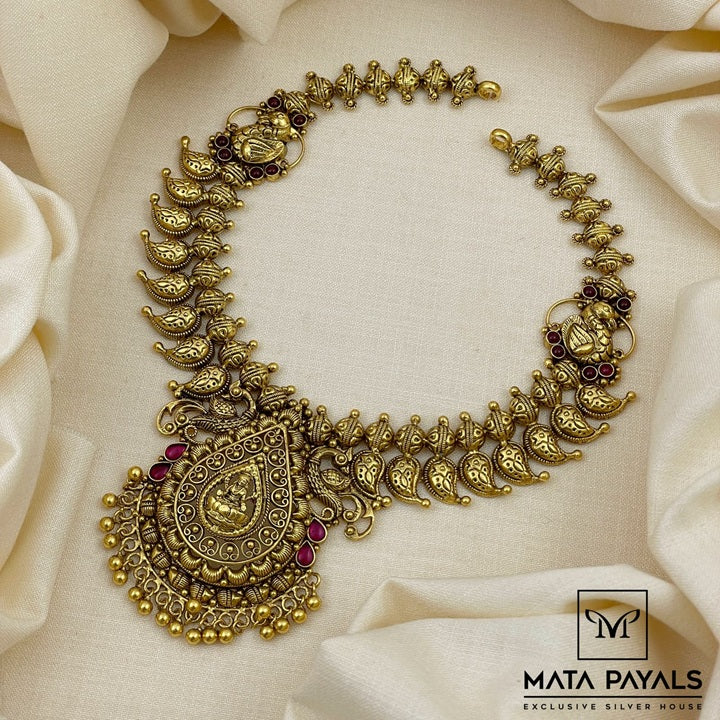 Antique Gold Plated Kemp Necklace