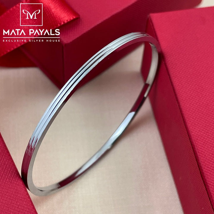 Pretty Silver Kada