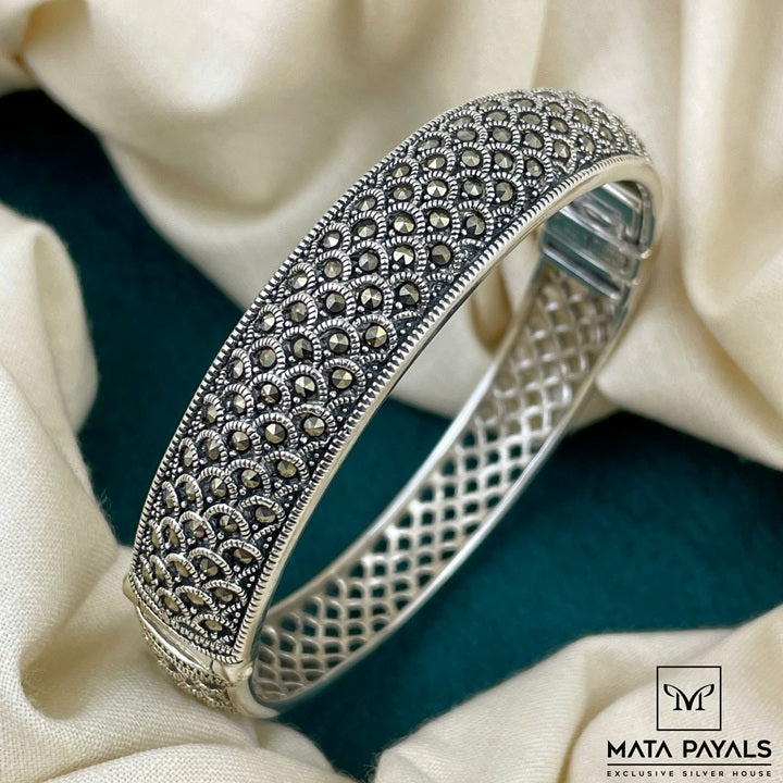 Gorgeous Marcasite Kada