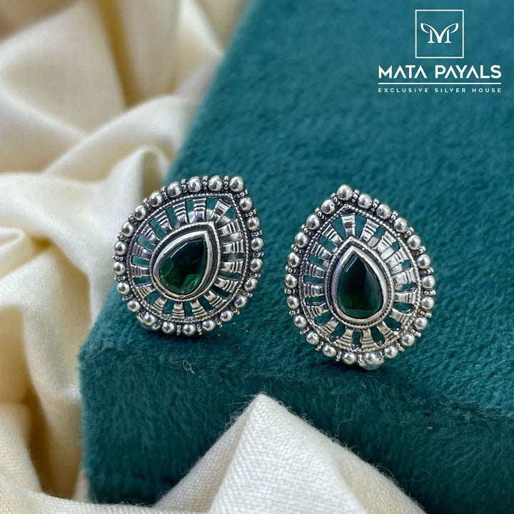 Tilak Design Stud
