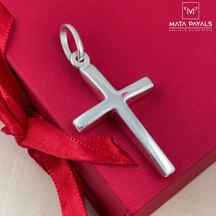 Attractive Plain Plus Pendant
