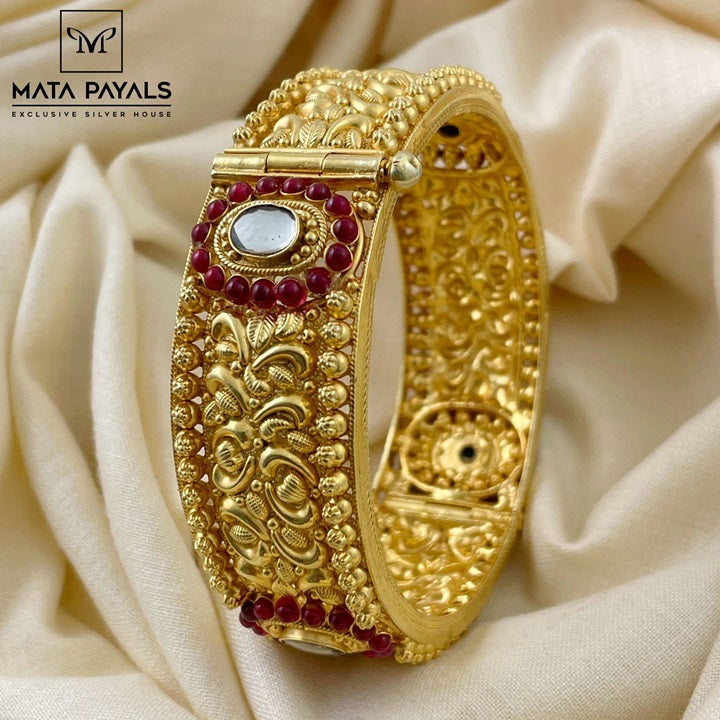 Traditional Gold Polish Kada