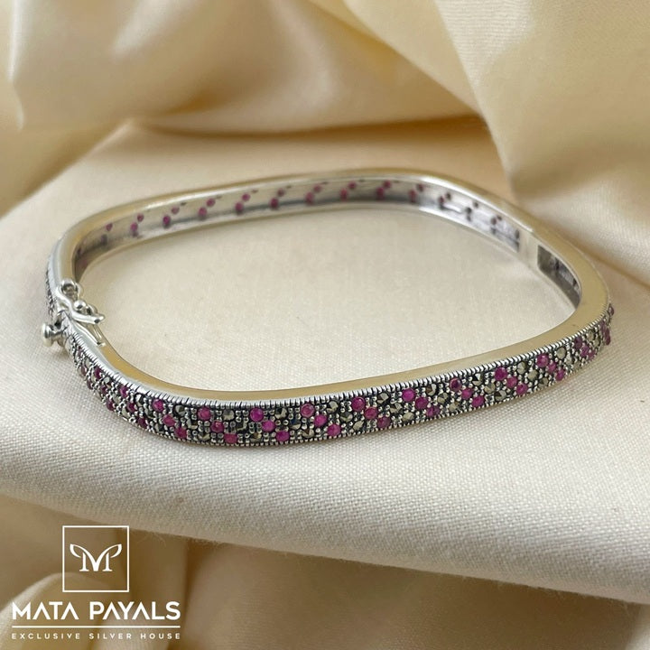 Pinkish Square Kada