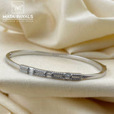 Stylish Silver Oval Kada