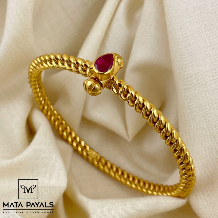 Tilak Gold Polish Kada
