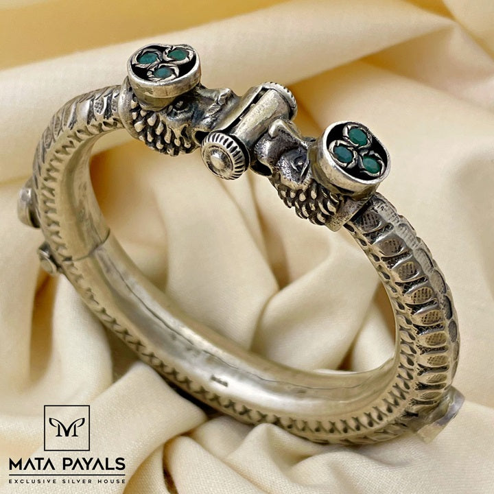 Enchanting Oxidised Kada