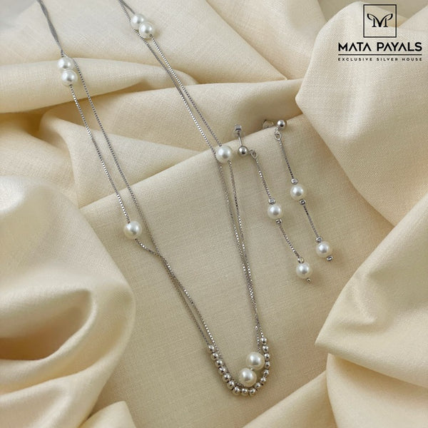 Exclusive Silver Pearl Pendant Set