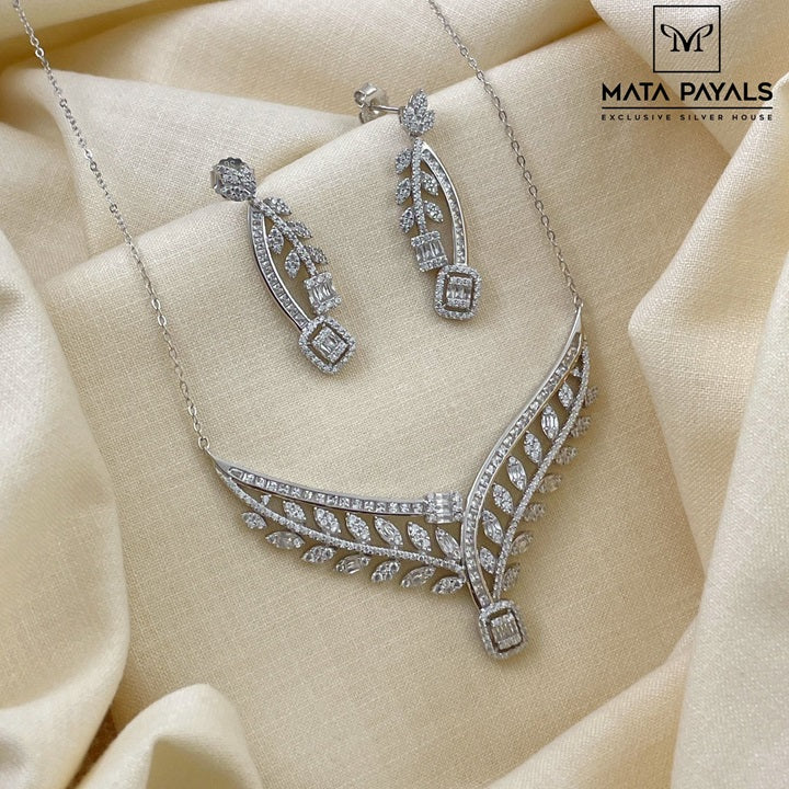 Creative Zircon Pendant Set