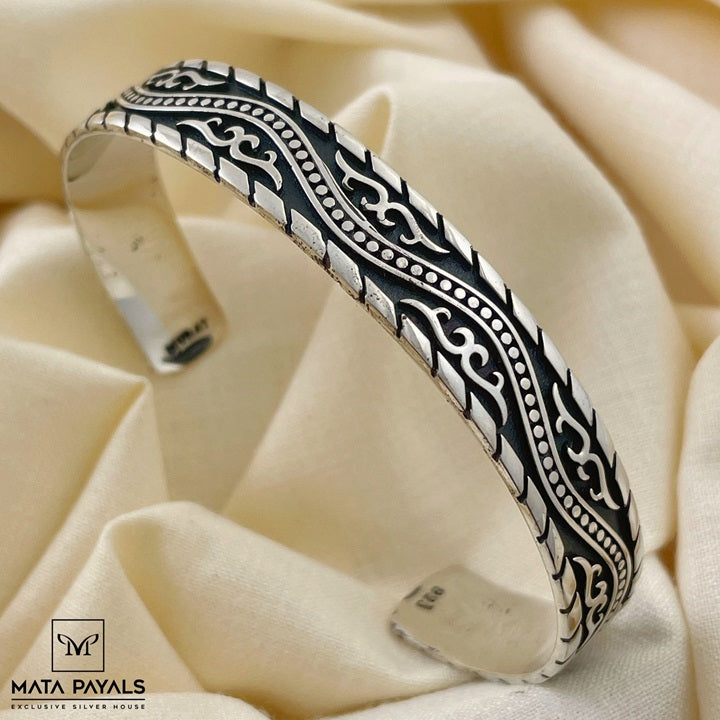 Exclusive Silver Men's Kada