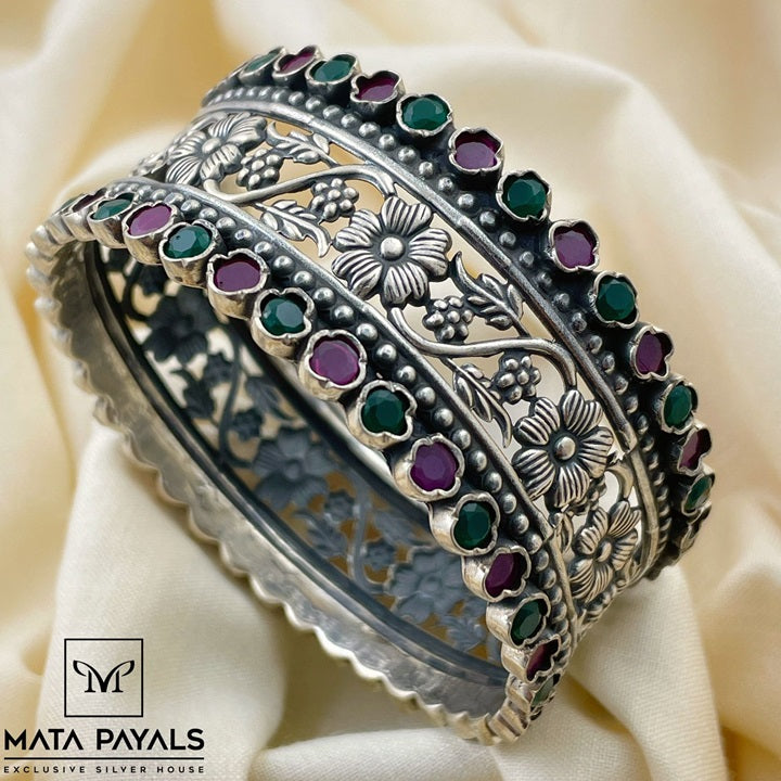 Red & Green Floral Kada