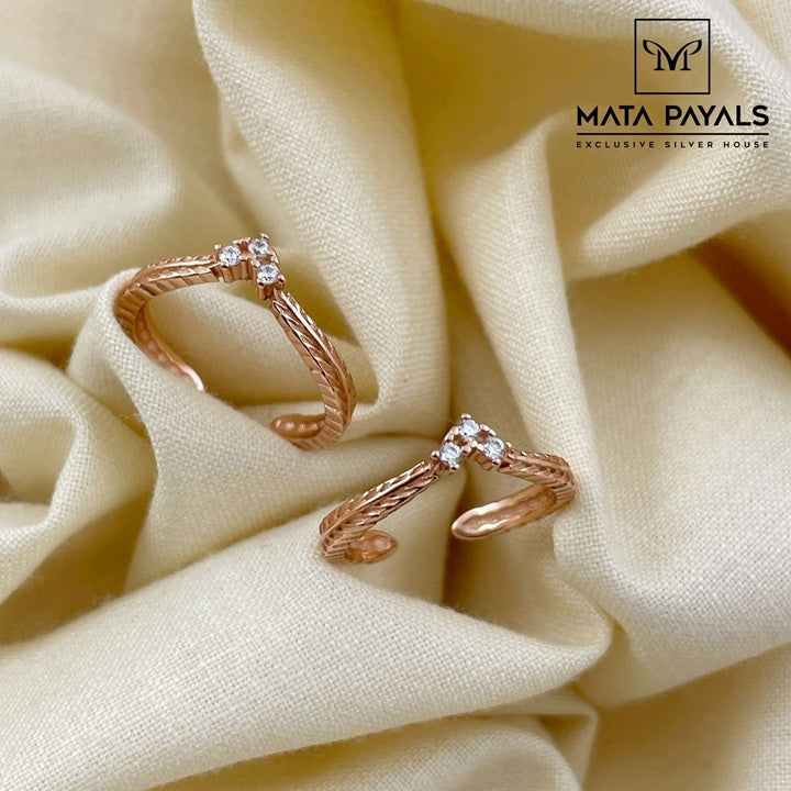 Rose Gold Polish Toe Ring