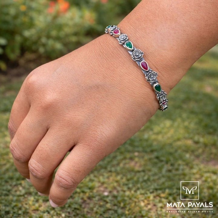 Red & Green Rosey Bangle