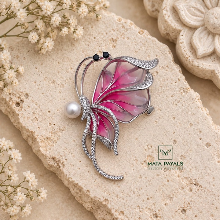 Excellent Zircon Brooch