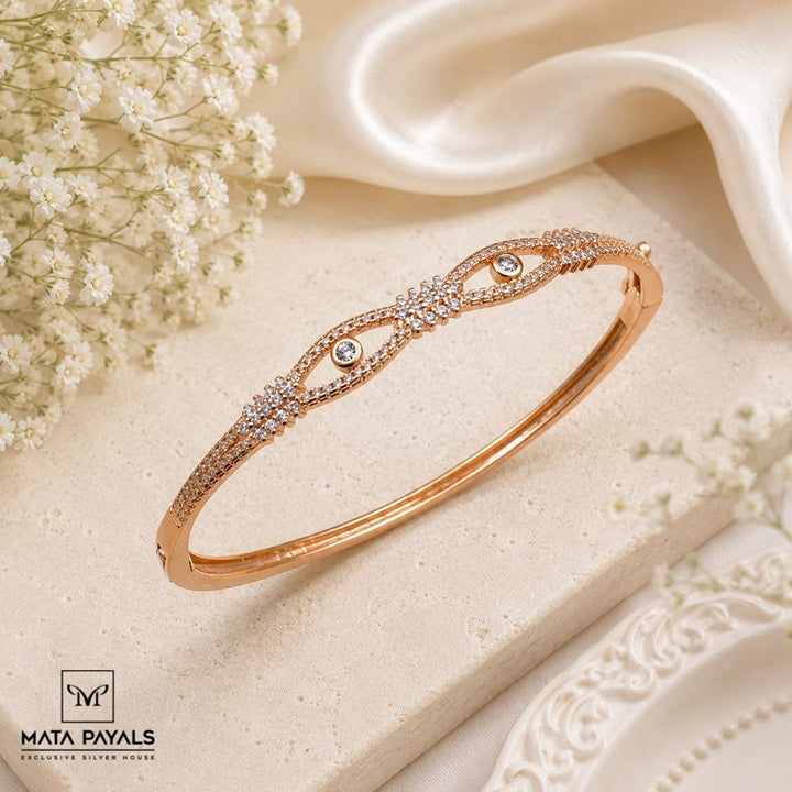 Elegant Silver Kada