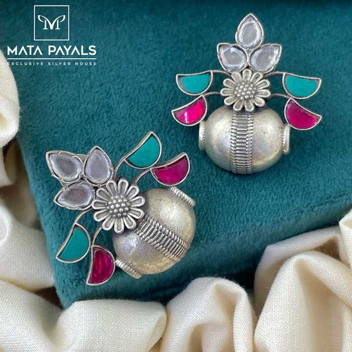 Beautiful Oxidised Stud