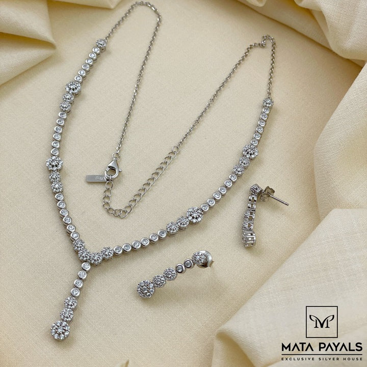 Gorgeous Rhodium Plated Silver Necklace