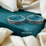 Fancy Thumb Toe Ring