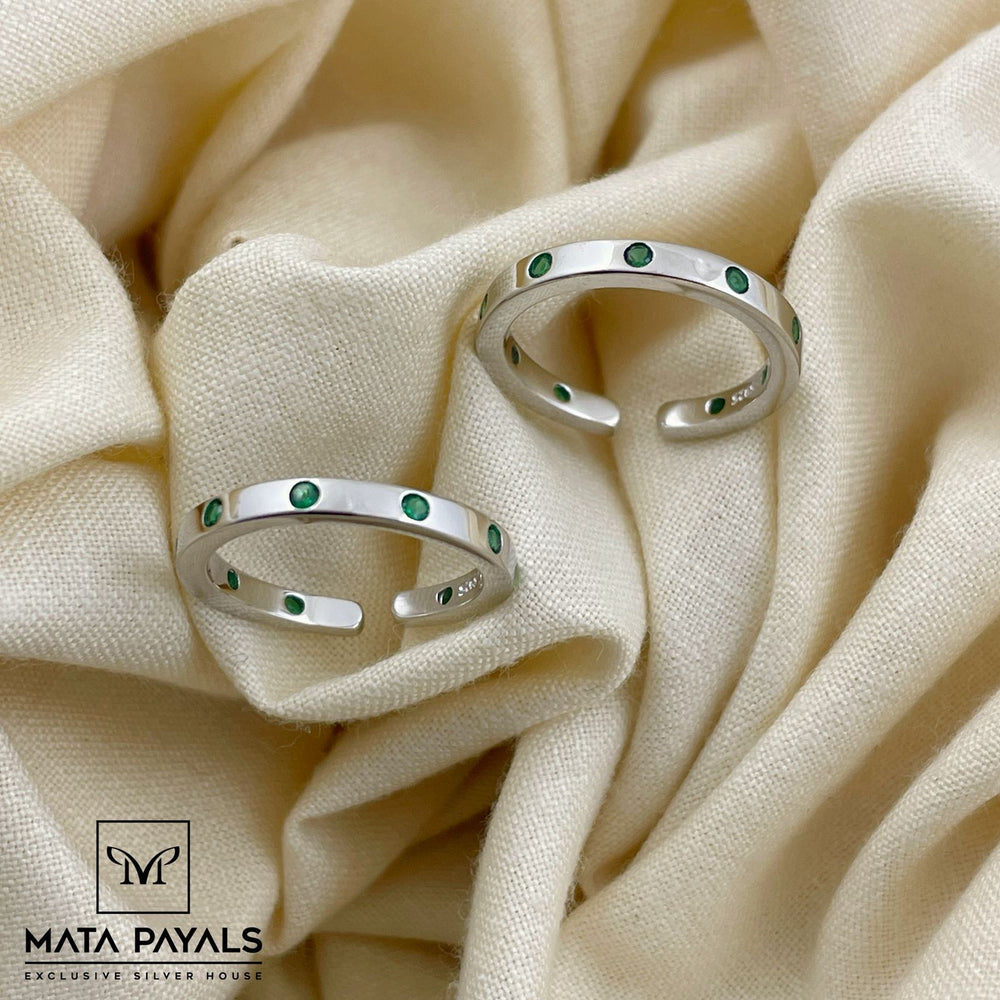 Mesmerizing Silver Toe Ring
