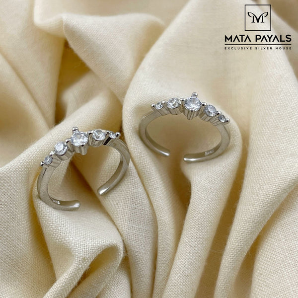 Expectational Silver Toe Ring