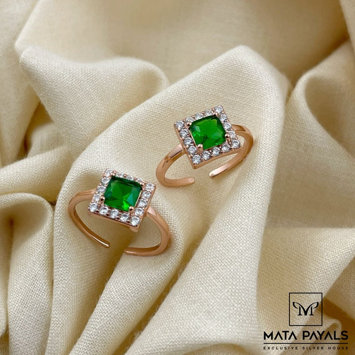 Green Rose Gold Toe Ring