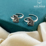 Beautiful Mayura Toe Ring