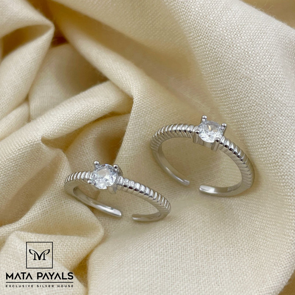 Single Stone Zircon Toe Ring
