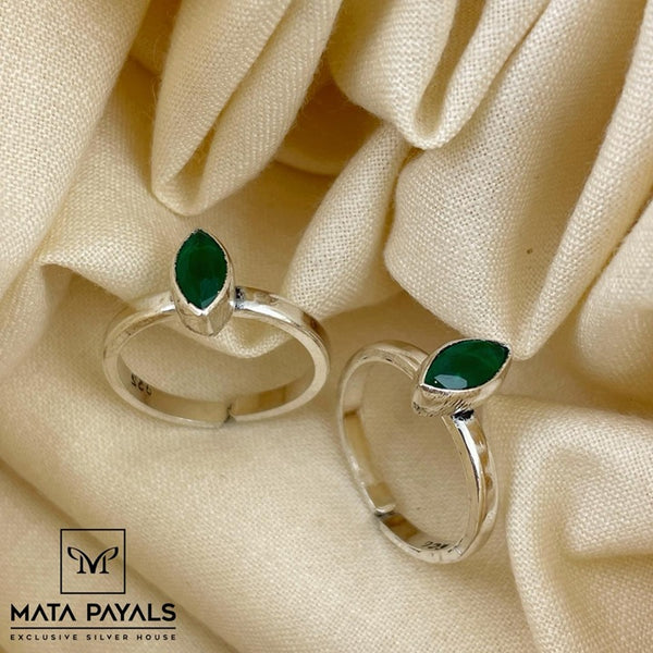 Fabulous Green Toe Ring