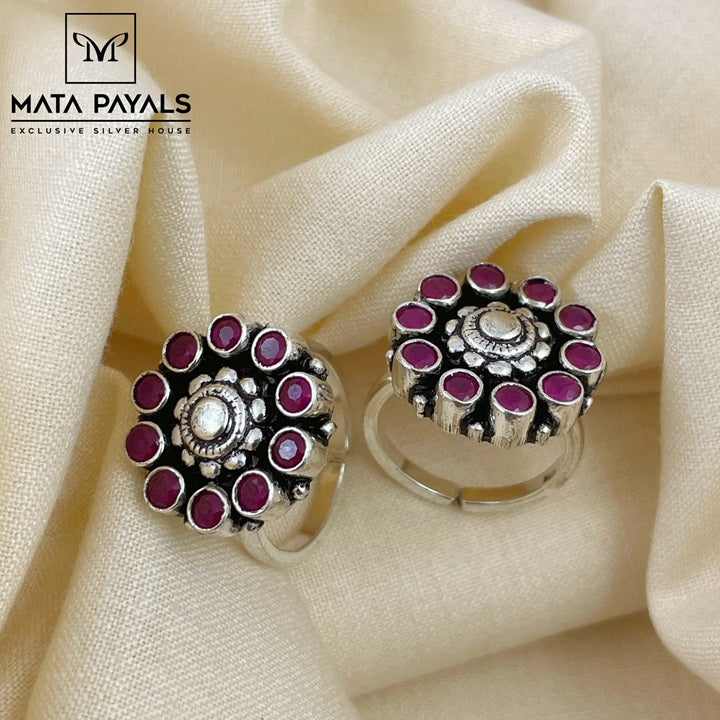 Ethnical Pink Toe Ring