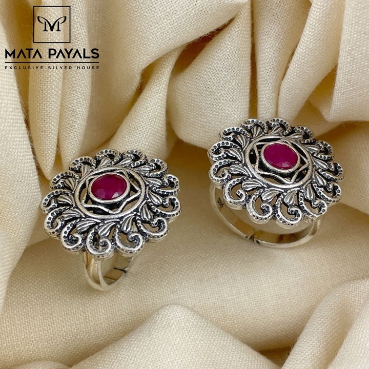Trendy Pink Toe Ring