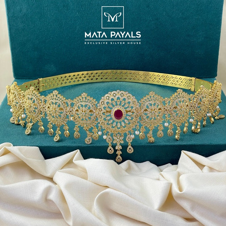 Ravishing Cut Stone Waist Belt