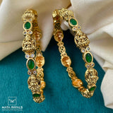 Mesmerizing Gold Polish Bangle